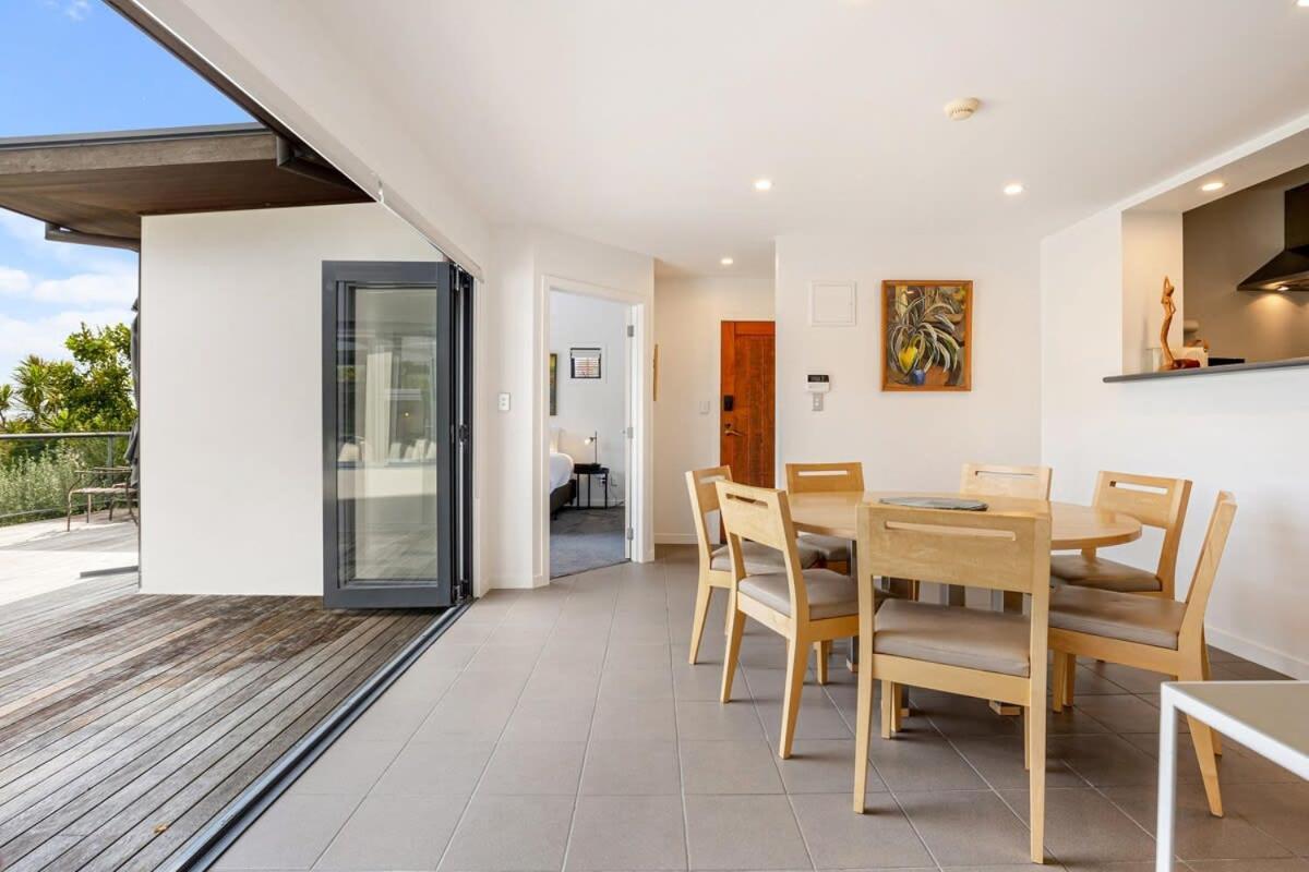 Stylish And Serene Living In Kohimarama Auckland Bagian luar foto